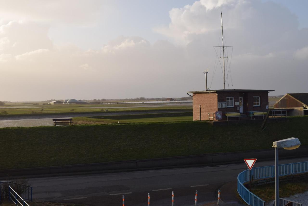 Heimathafen Ueber Hafen-Pub Pellworm Exterior foto