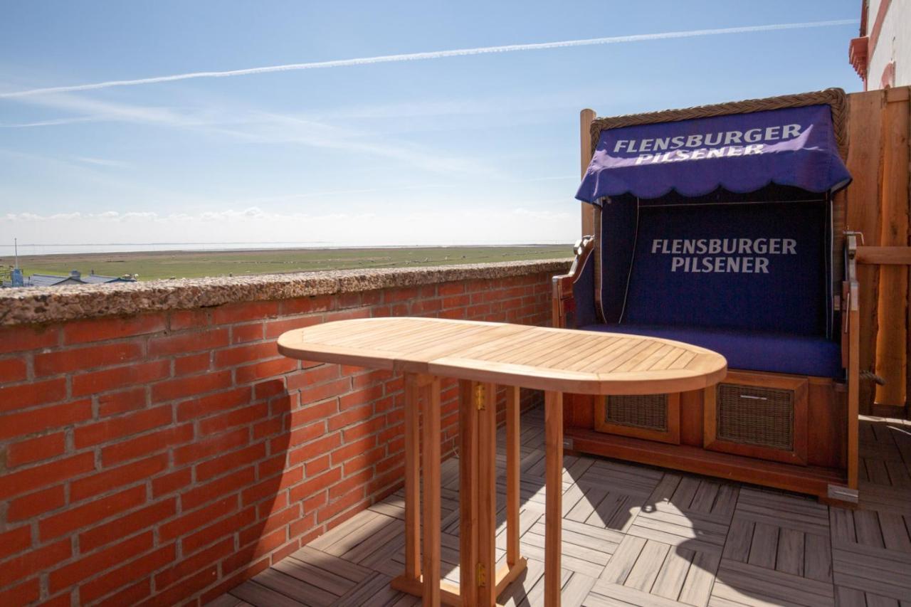 Heimathafen Ueber Hafen-Pub Pellworm Exterior foto